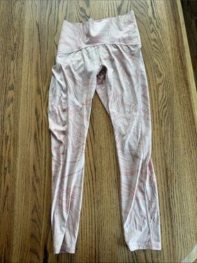 Gymshark Marble Print Leggings — Pale Pink & Cream